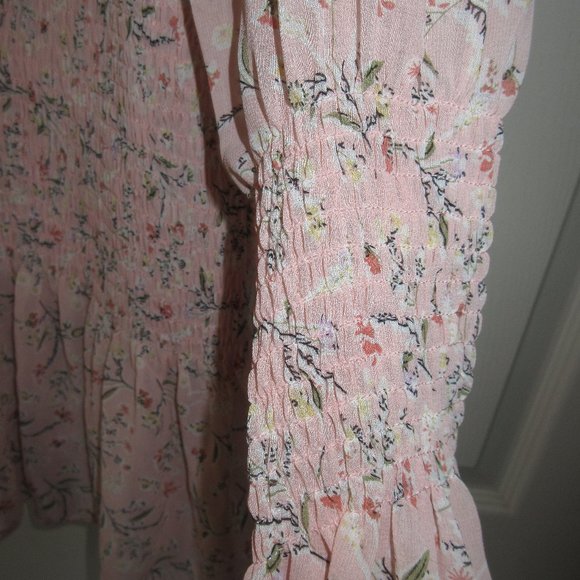 Pretty Little Thing Soft Peach floral top size 14 - Picture 9 of 11
